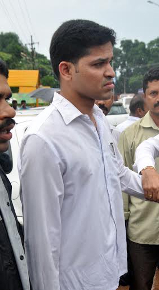 Kadri inspector Nagaraj suspended for alleged assault on lawyer